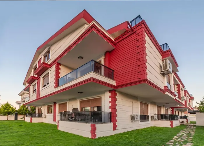 Tema Martili Apart 2*